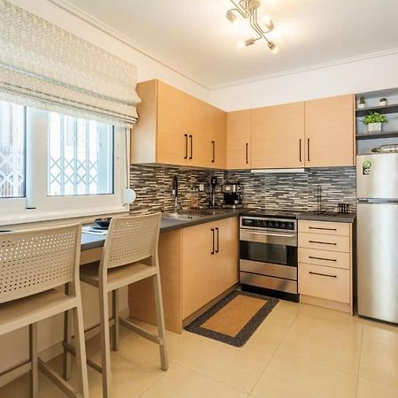 Kalamata Lime Studio - Cozy Gem With Private Parking ภายนอก รูปภาพ