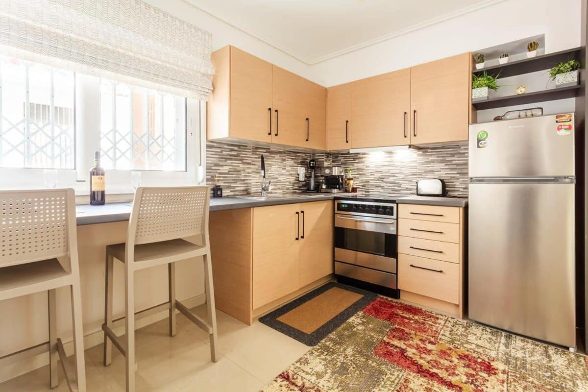 Kalamata Lime Studio - Cozy Gem With Private Parking ภายนอก รูปภาพ